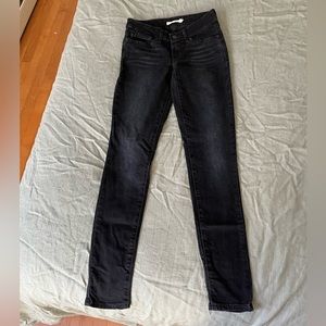 Women’s Levi’s 711 Skinny Jeans size 25